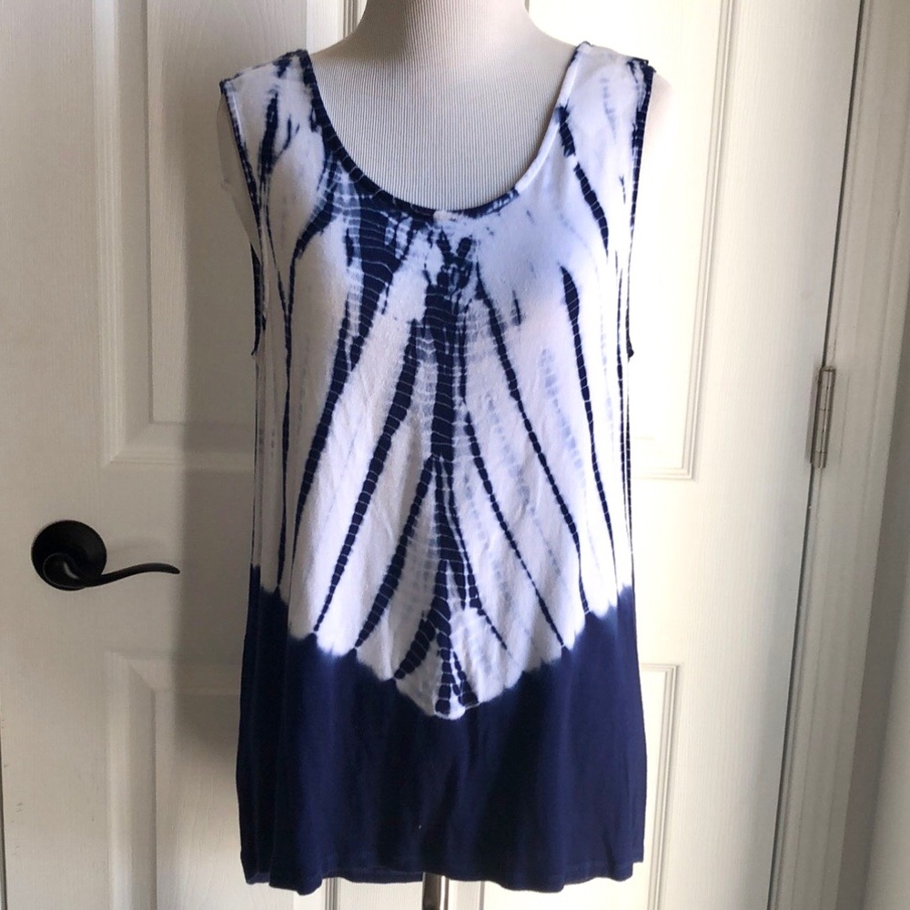 Rose & Olive Navy & White Tie Dye Sleeveless High Lo Tank size M